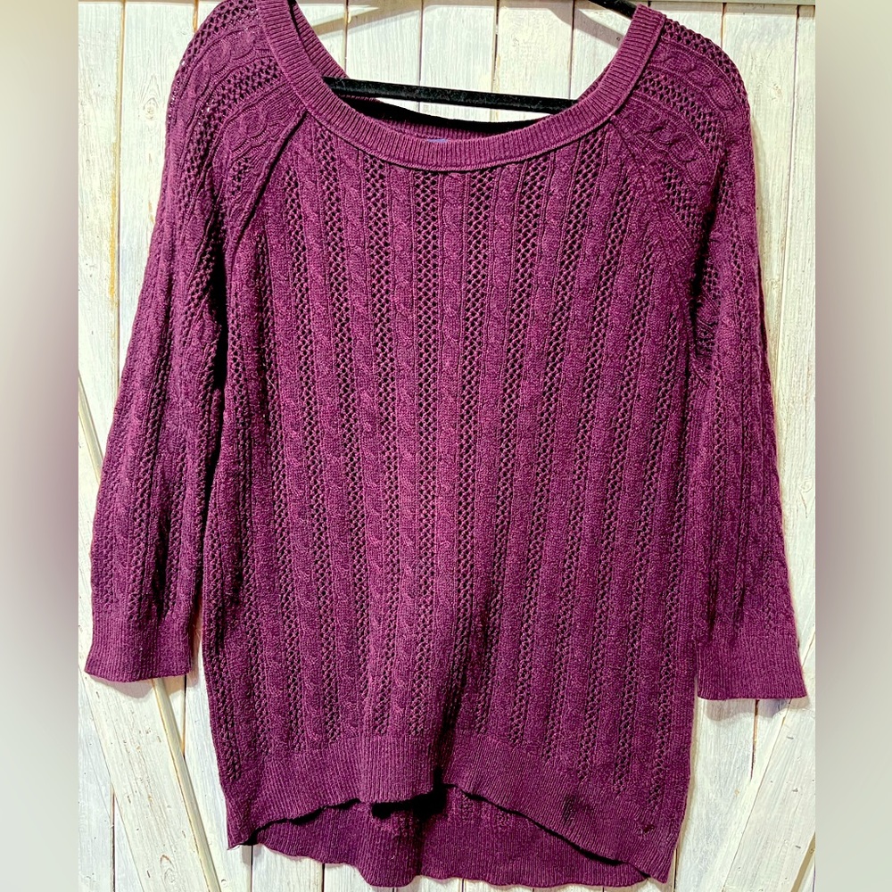 AMERICAN EAGLE 🦅 ** Awesome Lightweight Sweater!!**Dress it UP or Dress it DOWN